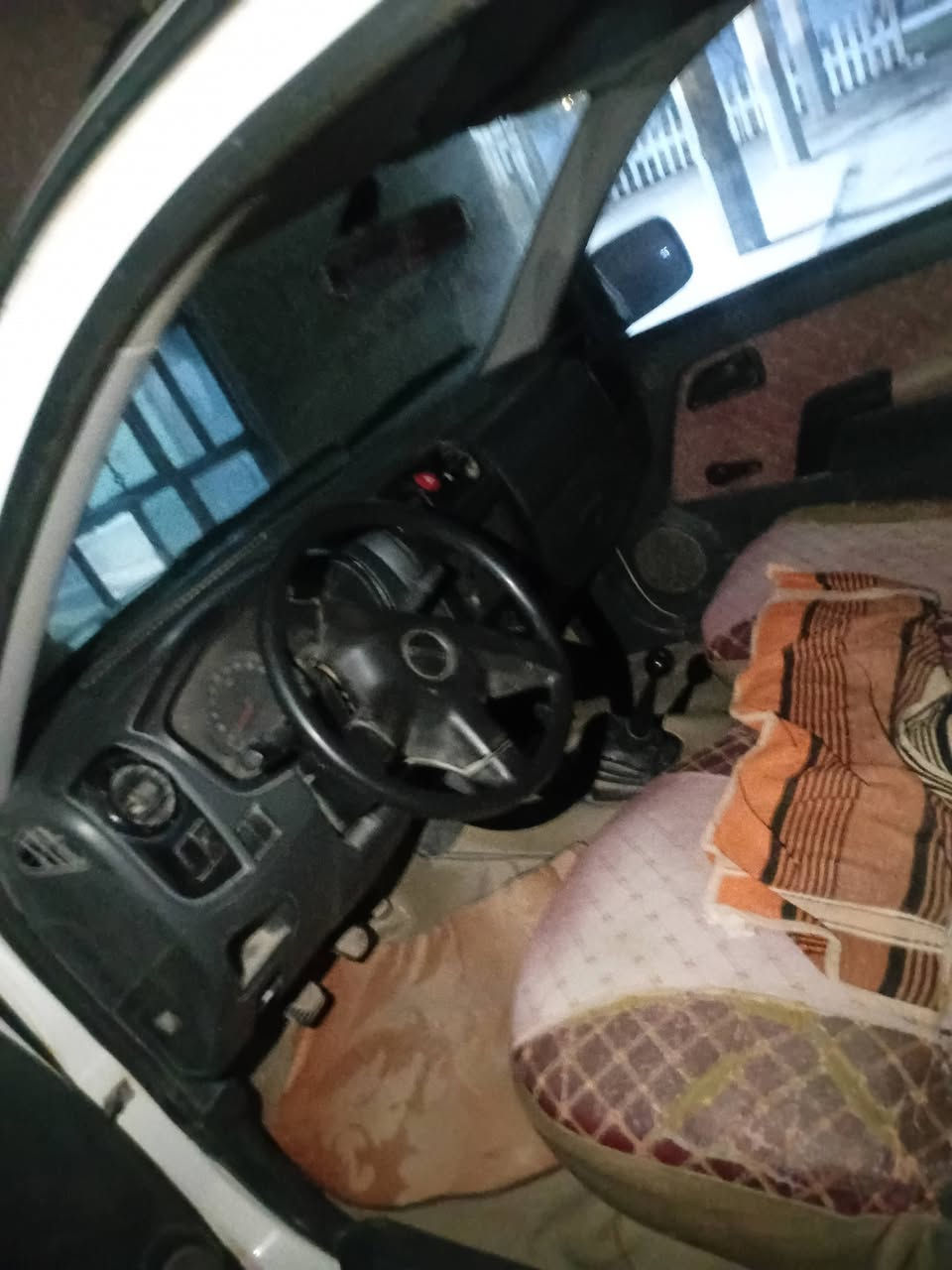 السلام عليكم سياره بيكم ازوزه موديل 2007 سياره حلوه جديده رقم انبار بسمي تحويل مباشر ثاني يوم مكاني بغداد سريع الدوره الجديد رقمي ***********
