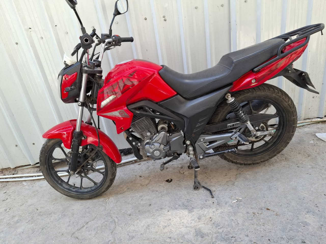 دراجه rk 2024 200cc للبيع نقصها فقط دشبول سنويه بأسم الشركه وكاله عامه مكينه ما مفتوحه نظيفه السعر 2200 وبيها مجال للطيبين


**إذا كنت صاحب هذا الإعلان وتريد حذفه لأي سبب، رجاءا أرسل رسالة إلى الدعم الفني**
