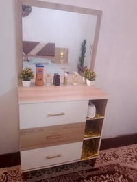 غرفه نوم تركيه 5 قطه حلوه عنوان بغداد مدينة الصدر   سعر 450الف بيه مجا...