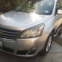 ألسلام عليكم ترافس موديل ٢٠١٣ كلين LT لون سلفر بيها شمعات صدر و كومبري...