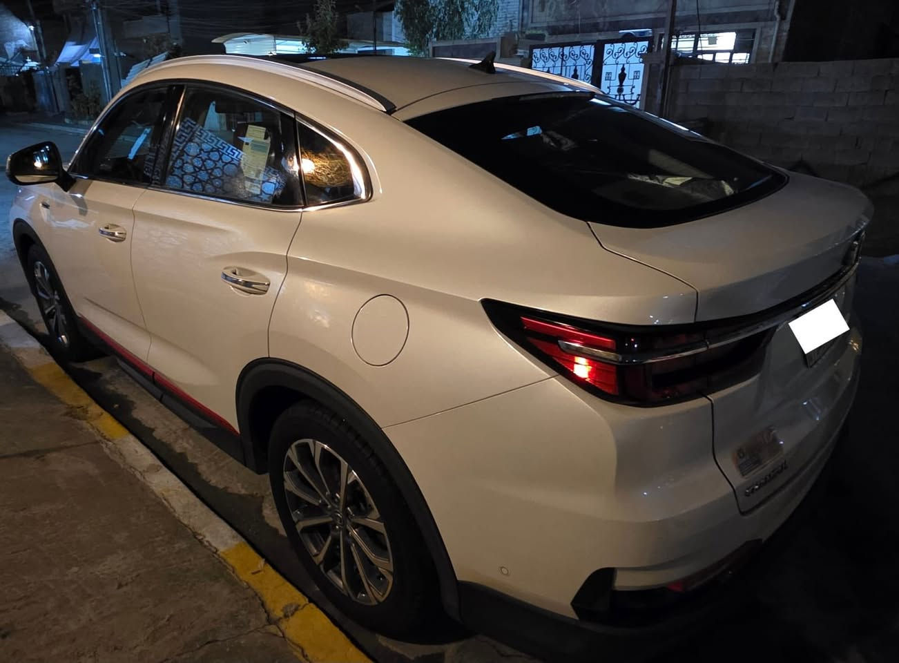 CS85 2023 للبيع تقسيط
السلام عليكم شانجان CS85 2023
للبيع تقسيط شركة البخيت و ضمان شركة البخيت
السيارة ماشيه 51000 تخم تاير و بطاريه جدد
السياره واصل منها 260 ورقه وباقي عليها 140 ورقه
ابيع ب100 ورقه وبيها مجال بسيط و الشراي يكمل الباقي ويه الشركه بدون كفيل
للاتصال ***********
