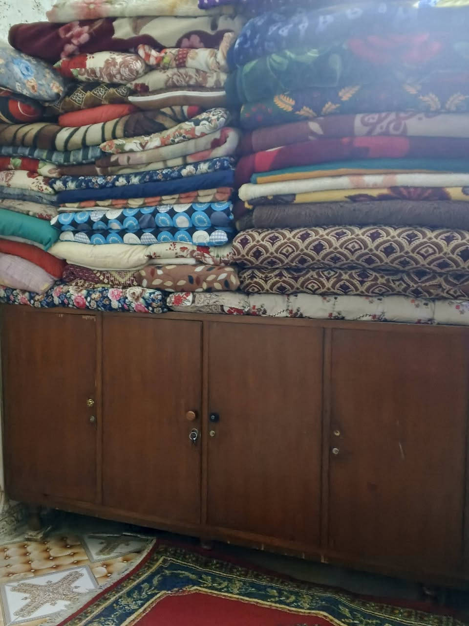 اغراض مستعمله
كنتور خمس بوب صاج 
بوفيه اربع بوب صاج 
تخم تركي ١٠ مقاعد للبيع


**إذا كنت صاحب هذا الإعلان وتريد حذفه لأي سبب، رجاءا أرسل رسالة إلى الدعم الفني**