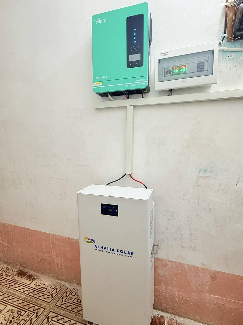 بفضل الله تم تنصيب منظومة طاقة شمسية #لمنزل و #اسواق الصديق ( #طالب_مرعي_الگرغولي    )
الموقع  -#كركوك -  #االرياض
تتكون المنظومة من
🟢 9الواح لونجي   وجهين  بقدرة #615w  ، (ضمان 15سنة) 
🟣 بطارية ليثيوم بقدرة #15kwh  (ضمان 5سنوات)
🔵انفيرتر Evo Anern   بقدرة  6.2kw  (ضمان 1سنة)
🟤حديد مغلون بسمك 1.5mm
🔴مع كافة  التوصيلات  واجهزة القطع والحماية

📍#كركوك -ناحية الرياض-السوق الكبير- مجاور  جملة  وسام المجبل    

       م. ايمن ابراهيم العبيدي         ***********              
                                                                        
       م.علاء خماس العبيدي           ***********                                       
                                                                       
   📍 #موصل - الساحل الايمن -شارع النبي شيت 

       م.حذيفة سيف الدين العباسي    ***********

       م.احمد جمال اللويزي.             ***********

#الشرقي للطاقة الشمسية والاجهزة الالكترونية
