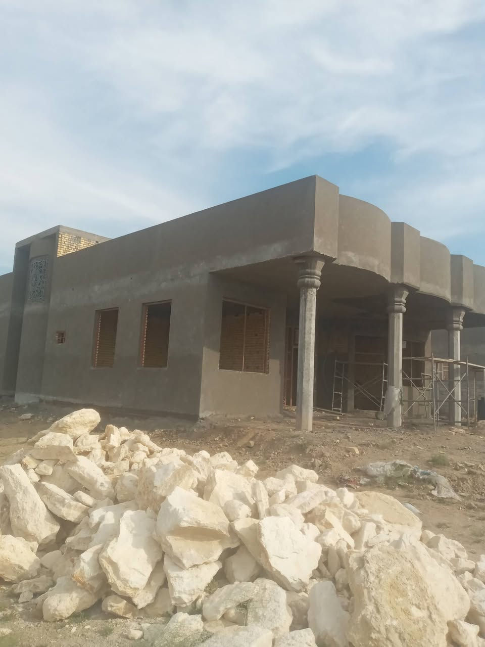 سلام عليكم شغل لباخ وبياض درجة أولى مصاطر والتزام بلموعد وأسعار مناسبه للتصال ***********
