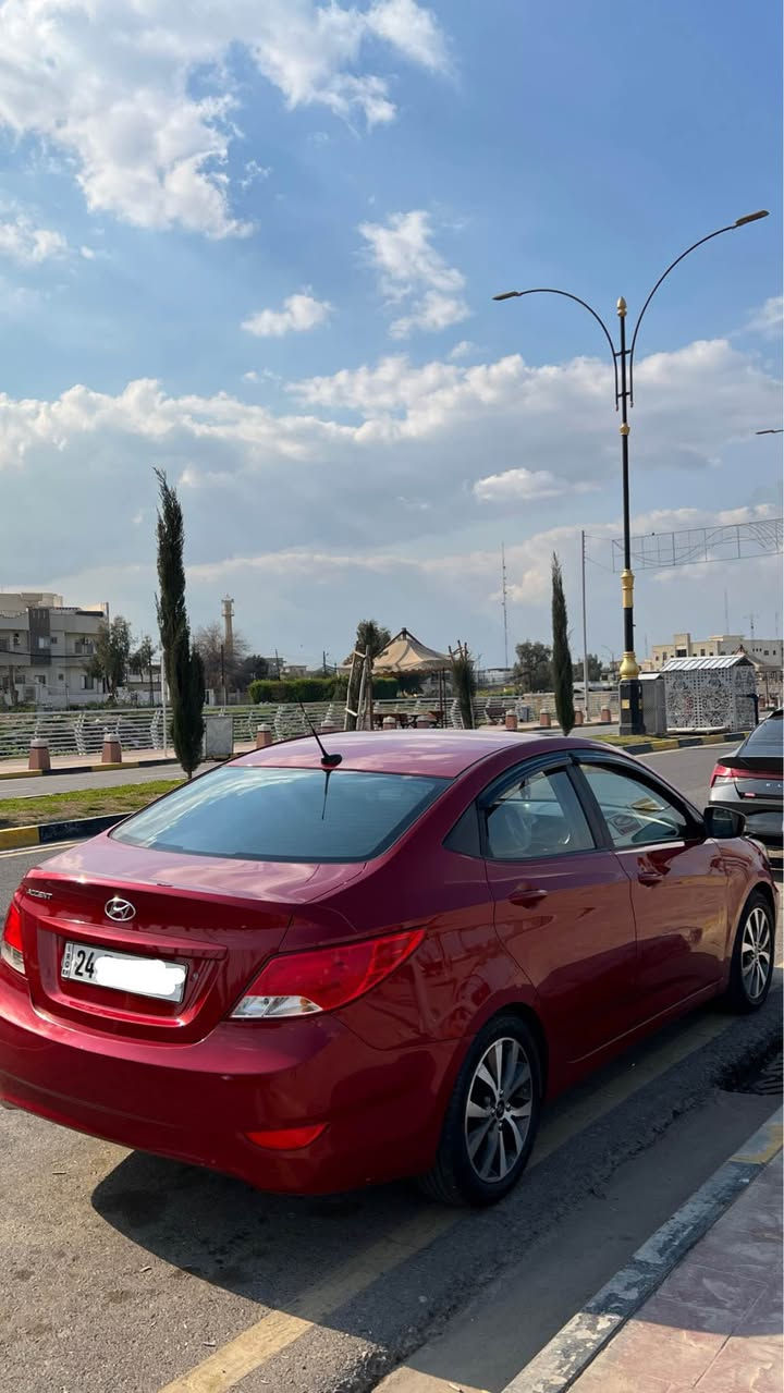 رقم دهوك باسمنا شرط تحويل 
بيها صبغ ربع البوند والجاملغ
سيارة جاهزة دينار ما تصرف عليها
السعر 100 وبيها مجال شط قليل 
*********** موصل, نينوى
