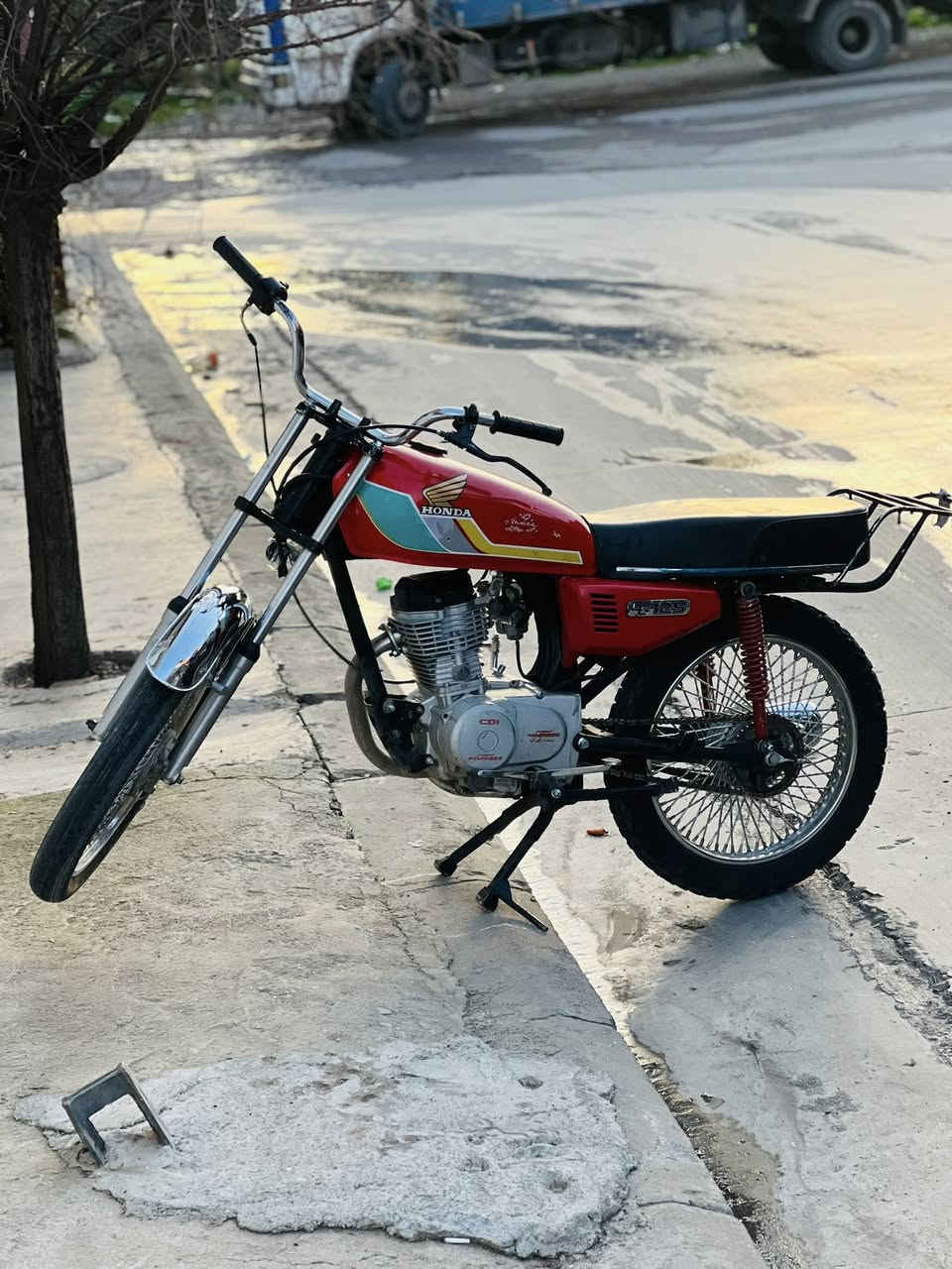 بؤ فرؤشتن و گؤرينه وه NamiPRro 2022 دبلل Rr خه تت سور مه كينه كه پس شانسي باريك كامل تاقم وايه ر به شه رتي 4 كه پس پيش بكات زور زور به قه وه ته فول سه نته ره مالي قوه ته سعري 370 و معامه له شوين سليماني ***********ده ستت خوش ئه دمين
