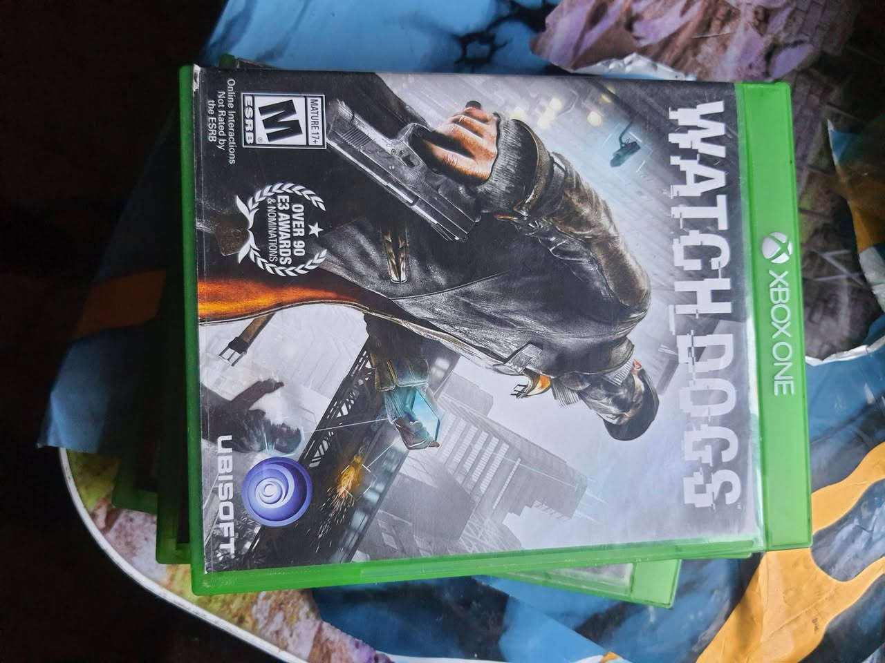 اكس بوكس وان اس لبيع 1T هارد واحد تيرا بي 6 العاب شغال ويا 3 أقراص شغالات دبل جويستك سعر 170 مكاني جميلة شارع خير الله ***********
