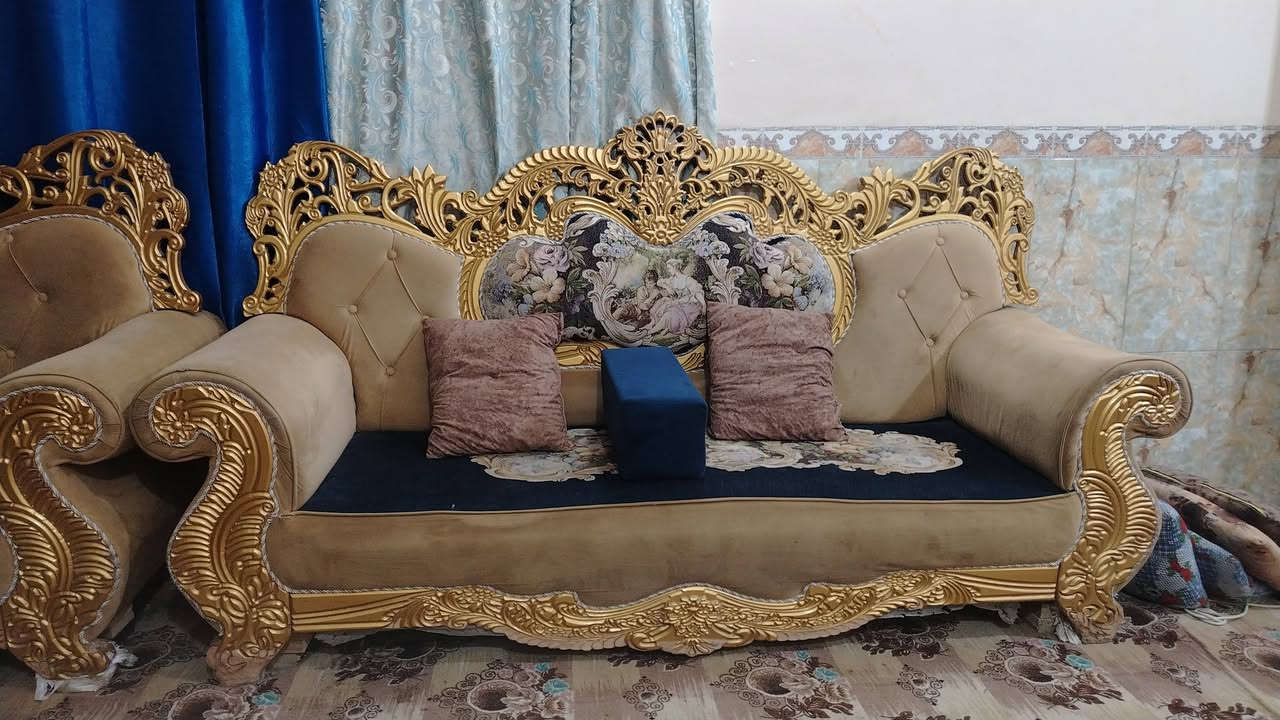 لبيع ٨٠٠ ربي مجال لعنوان كربلاء حي الغدير راقم ***********
