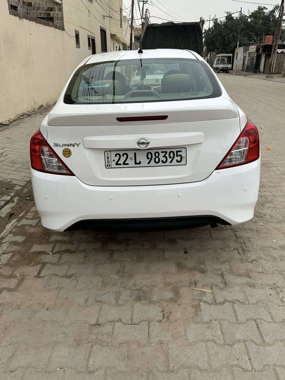 سلام عليكم صني للبيع 2025كفاله عامه من كلشي عد شخص صغير بطرف الباب الخلفي على كد إصبع ماشيه 23 زيرو سياره مكان نجف مو صفات معروفه سعر 120وبيها مجال بسيط رقم ***********
