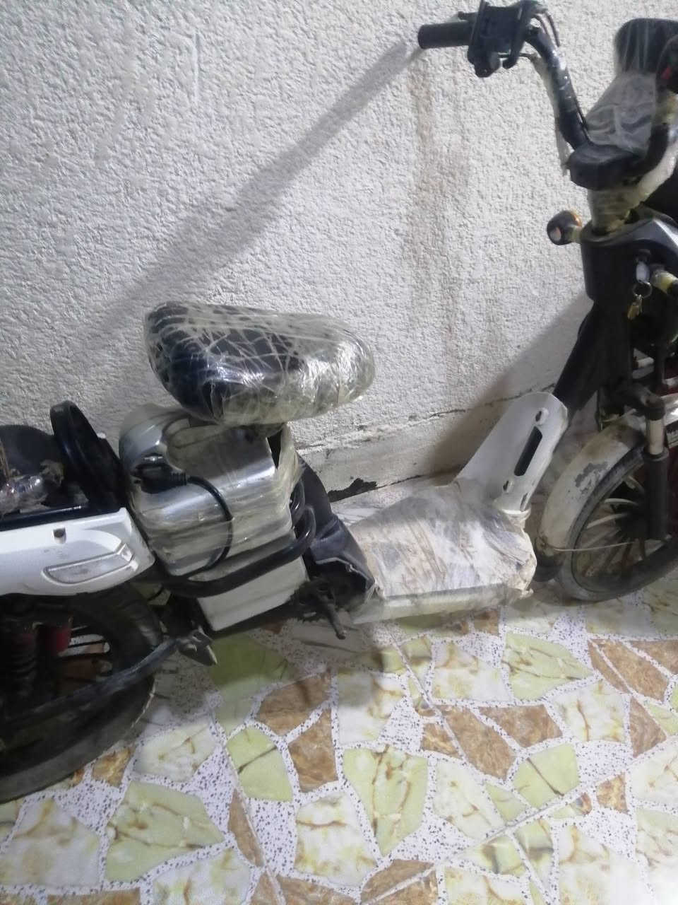 دراجه شحن كلشي مابيه تخبل سريعه وحلوه تفيدك طلعات بس بيه استاند مسكور سعره 200 وبيه مجال قليل حك جيه


**إذا كنت صاحب هذا الإعلان وتريد حذفه لأي سبب، رجاءا أرسل رسالة إلى الدعم الفني**