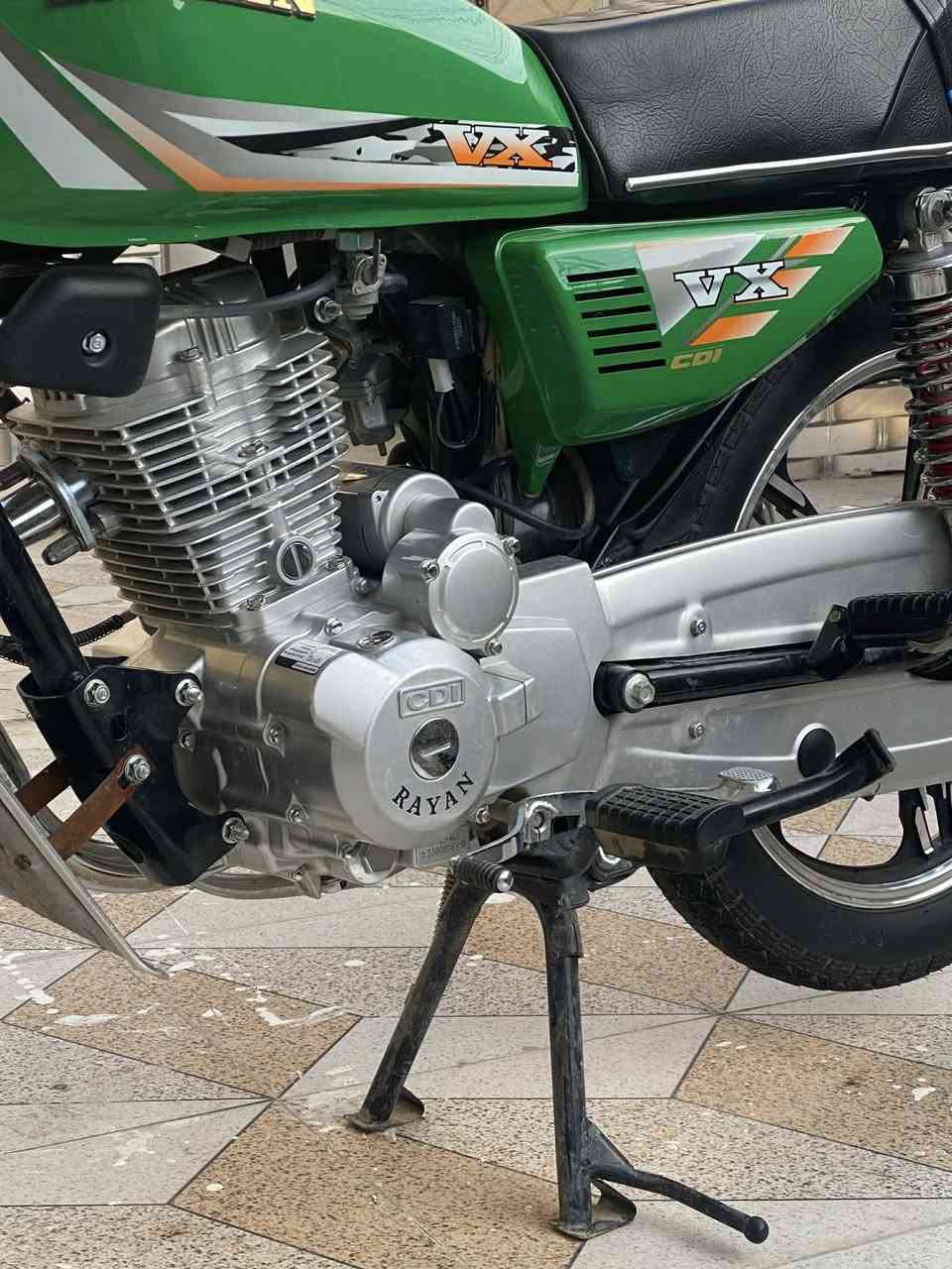 السلام عليكم دراجه سيفان لبيع موديل ٢٤ اوراق درجه نضافه مثل ماموجود بل الصوره دراجه خير من الله مكاني بابل حله ابي غرف دراجه مامفتوحه 
السعر ٧٠٠وبيها مجال 
***********
