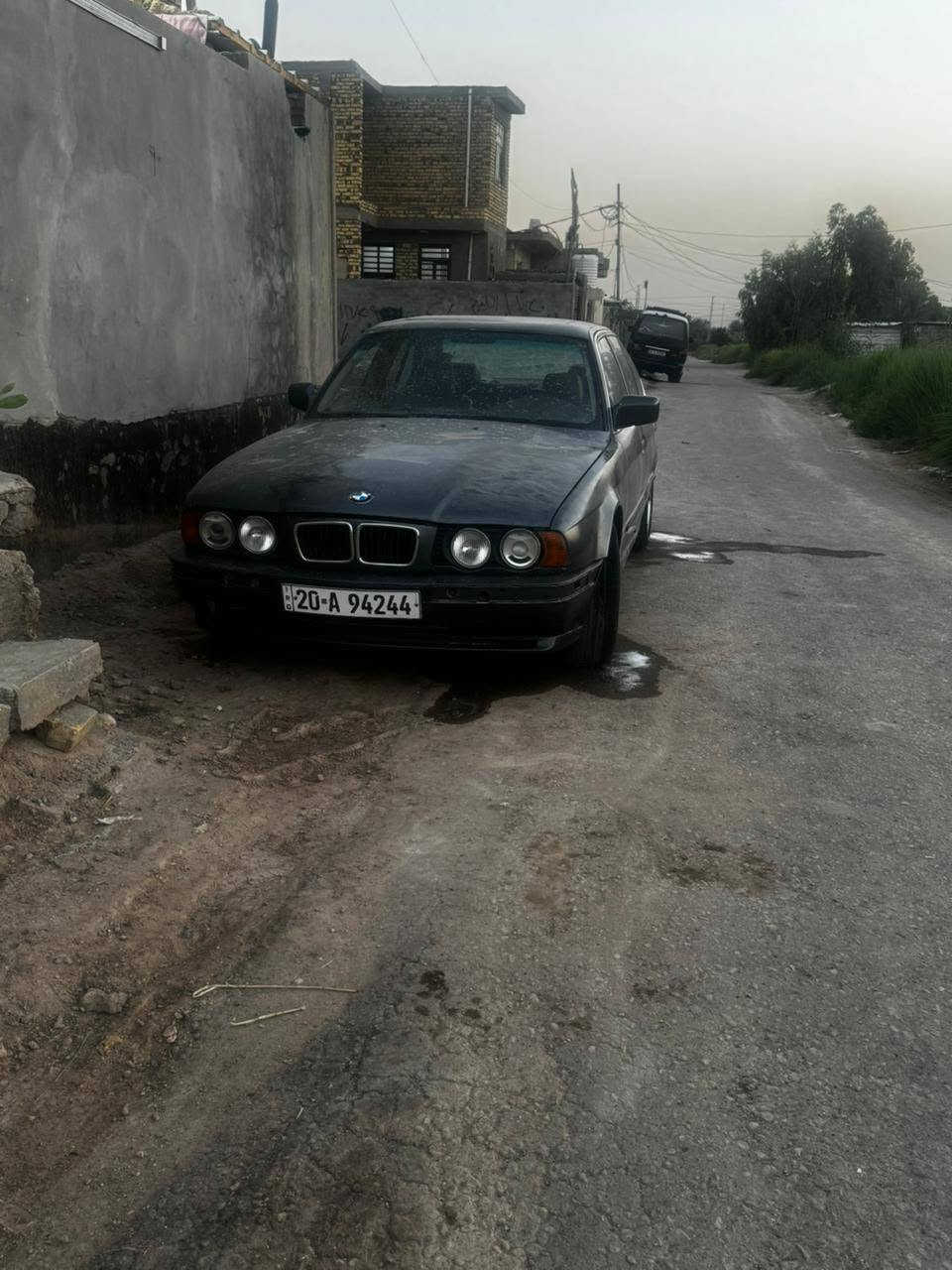 سلام عليكم 525BMW   البيع موديل 91 مكينه محور vvt  كير ومكينه شرط مكفولات سياره رقم نكليزي تحويل ثاني يوم بها صبغ ومعجون قليل تخم تاير جديد كهربيات كله شغاله سياره جاهزه مانفصها شي سعر 35 وبها مجال قليل مكاني حله مركز ***********
