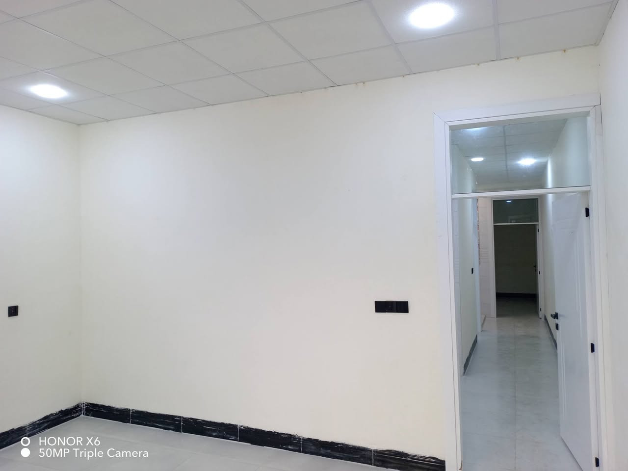 رقم الاعلان 2316
#دارللبيع 135م
صفر_مامسكون zero
كركوك بنجاعلي قريب جامع رقيب
#مكونات (غرفتين نوم وهول ومطبخ وصحيات وكراج سيارة)
فول مولصفات
فول خدمات
فول سيراميك
نظام دكت
فرع عريض 15متر
قريب من مدرسة
ماي حلو بين يوم و يوم
قريب من مدرسة
#سعر 37مليون و بي مجال
☎️*********** واتساب
☎️*********** فايبر
#مكتب_ازاد_للعقار
