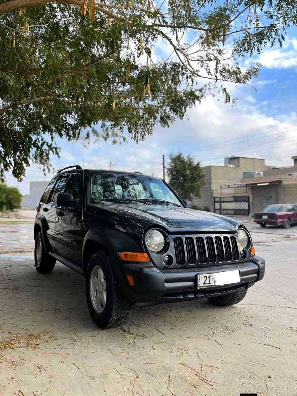 ‏
‏سلام عليكم 
‏
‏للبيع جيب ليبرتي 4×4 موديل 2007
‏رقم دولي سليمانية سنوية 
‏جديد بسمي ثاني يوم بسمك 
‏محرك 3.7 6 سلندر دفتر بنزين كامل 
‏گیر محرك سدر دبل اكسل شرط كل 
‏سبوغ فقت بونيت علمود جمالية 
تبريد حار بارد 🥶 اشتخل شرط 
‏سياره ماشاء الله حيل قوي 
‏سياره ب شرط بدون اي حادث
‏سعر 90 بي مجال شراي خابرني 📞 
‏
‏مكاني كركوك ❤️ 
‏
‏***********
‏***********
‏
‏
