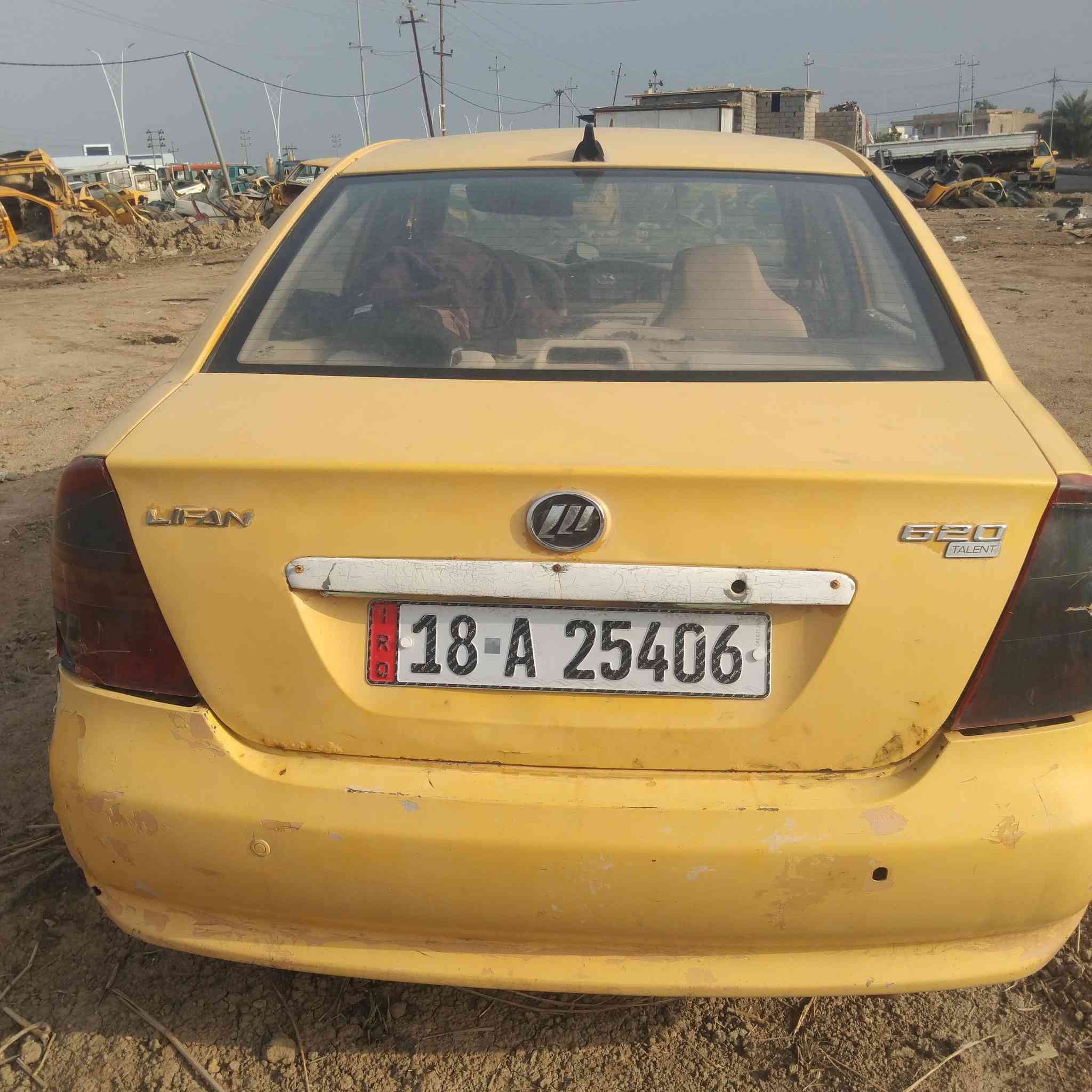 سلام عليكم ليفان 11رقم انكليزي سنويه لل29مصفره هيه وغرامات بيها مكينه جديده توني شديتها ياباني كورله عوزها ضفيره وعقل المكان الناصريه السعر 22 رقم التواصل ***********
