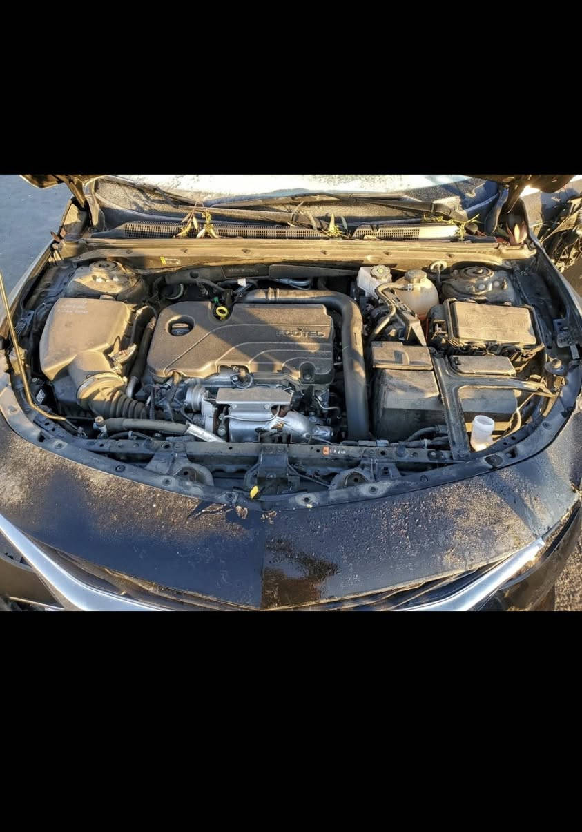 مدة الوصول 60 يوم قابل للتغيير
شفروليت ماليبو LT موديل 2024 محرك 1.5 توربو مع ناقل حركة أوتوماتيك ودفع أمامي وتوفر قيادة مريحة واقتصادية.تحتوي على فتحة سقف ونظام دخول ذكي بصمة مع تشغيل عن بعد وشاشة معلومات وترفيه تدعم أبل كاربلاي وأندرويد مكيف هواء قطعتين مثبت سرعة، بلوتوث
ومرايا كهربائية من ناحية السلامة تشمل كاميرا خلفية، حساسات ركن، نظام فرامل مانعة للانغلاق ABS
ماشيه 57 

الضرر كما موضح بالصور 
عرض خاااص
يمكن  إدخالها على كتاب الشهداء بسعر 90 ورقة 
أو شمالي بسعر 115 ورقة مصلح كاتي

للاستفسار والتواصل على الخاص أو الاتصال على الأرقام التالية:
📞 *********** – آسياسيل
📞 *********** – كورك
