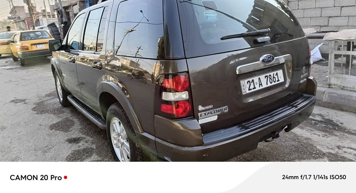 فورت اكس بلور امريكي سياره جديده حيل كفالة عامه من كلشي مودل ٢٠٠٨ البنيد جارد ورشته بس 
***********
