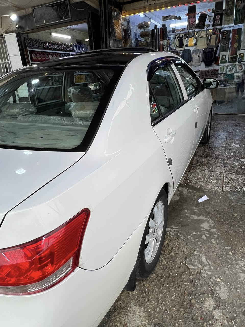 سلام عليكم اخوان
بي وايدي جي 3 موديل 2012

كير اوتماتيك كير مكينه لاتبخير ولاتنقيص 

بيه هلالات معمره سياره جاهزه متصرف عليه ربع صدر امامي وخلفي جديد مشط جديدلايت عالي وناصي زنون اصلي موصفاته فتحه بصمه ابواب بصمه اشاير حساسات كامره شاشه تحويل ثاني يوم 

سعر ٥٠وبيه حق جيه اتصال ***********عنوان بياع شارع ضغط
