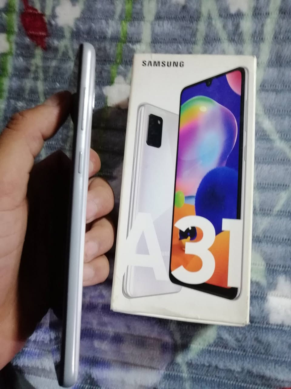 كلكسي اي٣١ ذاكره ١٢٨ رام ٤ جهاز نضيف ومكفول كفاله عامه بي فقط هاي بضهر من حافظه وصار هيج  ملحقاته كارتون فقط ١٠٠ بي مجال


**إذا كنت صاحب هذا الإعلان وتريد حذفه لأي سبب، رجاءا أرسل رسالة إلى الدعم الفني**
