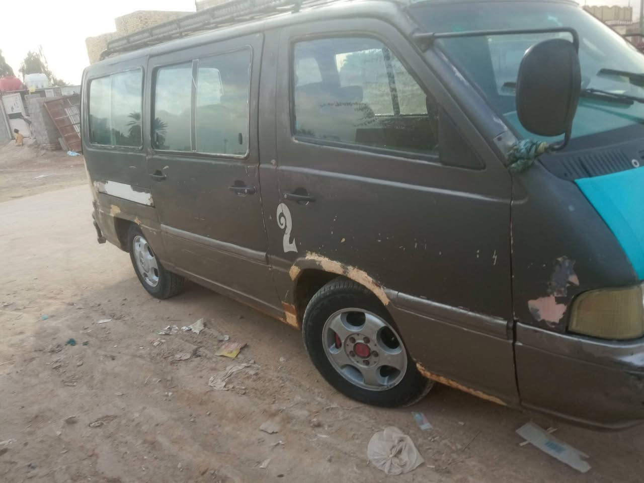 السلام عليكم استانا للبيع موديل 96 سياره مكينه جديده حداديه جديده جسوره جدد تخم تاير جديد المكان بابل قضاء القاسم على الفيس ما متواجد هذا رقم التليفون***********
