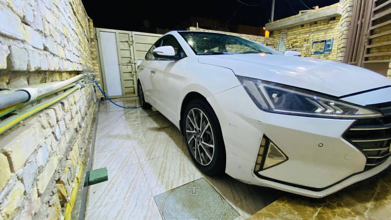 لنترا موديل 2020 خليجي رقم بغداد مشروع وطني فول موصفات ماشية 300 الف بية تبديل باب بلادي وكالة وبارد يم قبق البانزين
والباقي مكفول كفالة من محرك وكير مواصفاتها بصمة بنوراما وتبريد قطعتين حساسات امامية خلفية السعر 145 وبية مجال قليل للشراي للأستفسار الاتصال بالرقم ‭0773 766 4300‬
