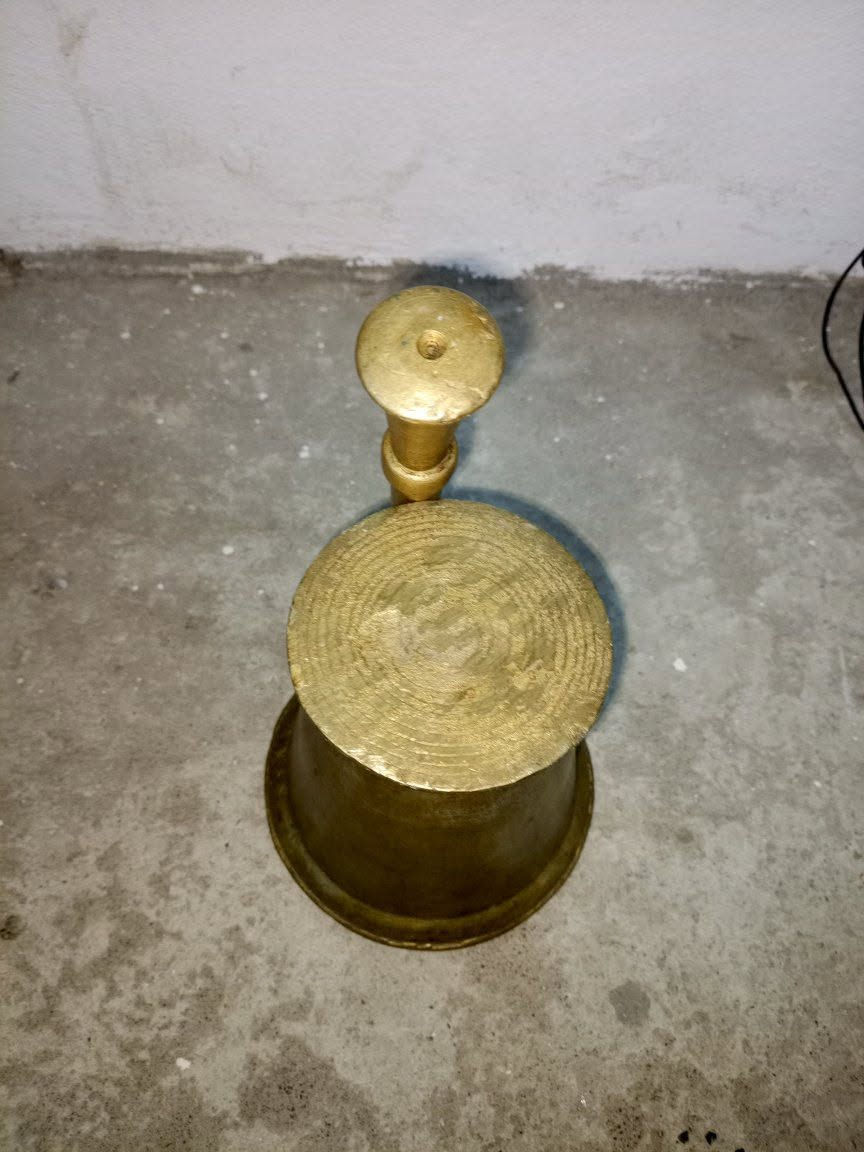 هاون ارتفاع 17سم واليده 28 سم وزن 4,650 كيلو غرام سعر خاص ..


**إذا كنت صاحب هذا الإعلان وتريد حذفه لأي سبب، رجاءا أرسل رسالة إلى الدعم الفني**