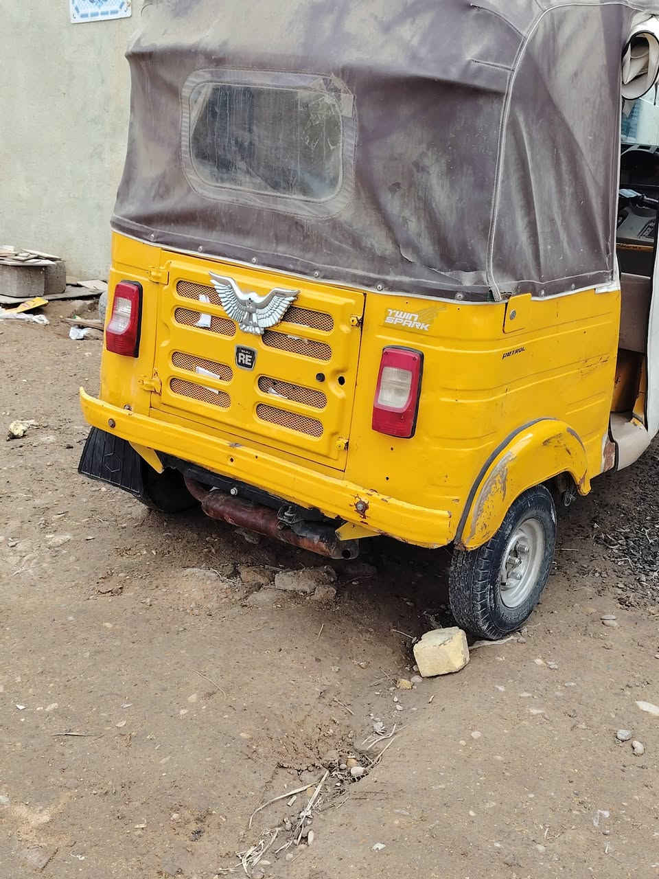 تكتك البيع موديل 18 تكتك جاهزه من كلشي كبل الشارع أوراق تصل ***********
