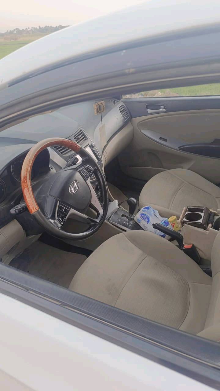 اكسنت 2015 خليجي فول
مكينه 1600 مكينه مكفوله وكير
فتحه طكتين +تحكم ستيرن جهتين
تخم تاير جديد 
تدفئه تبريد منضومه جديده
سنويا لل2027 تحويل ثاني يوم
بيها صبغ 4قطع والقماره صبغ
السعر ب77يها مجال
مكان السياره نجف
رقم ***********