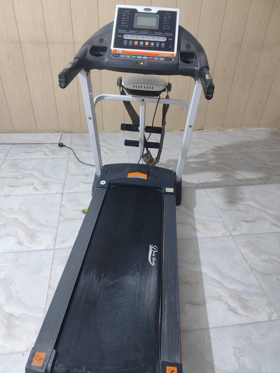 السلام عليكم ورحمة الله وبركاته جهاز جري يعمل رياضه تكسير دهون بطن وجبلي وجهاز جري للبيع السعر 700الف مكان كربلاء استفسار ***********
