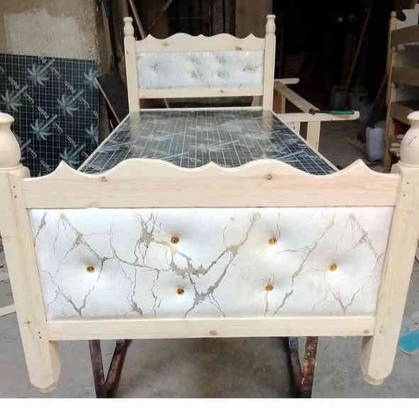 للبيع
الجربايه نفر واحد درجة اولى السعر ٤٨٠٠٠
القنفه درجة اولى السعر ٦٥٠٠٠ 
للاتصال رقم الموبايل ***********
*********** شرط الاسعار اقل من السوك وابلاش .موقع المجمع جيران رضوان ابو الالمنيوم
