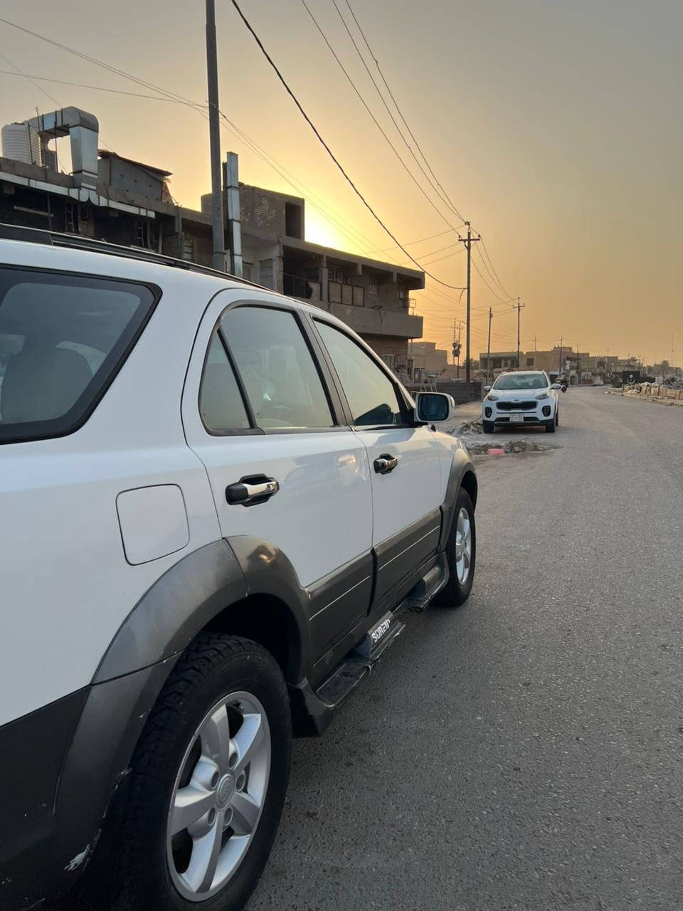 سلام عليكم سورتو 2009 فول موصفات سيارة مكفوله رقم مميز  بسمي كاملة بانزين غاز محرك كير خير من الله تبريد ثلج كله جديد سيارة للبيع مكاني بغداد عارضهه ب110 او بيهه مجال ***********
