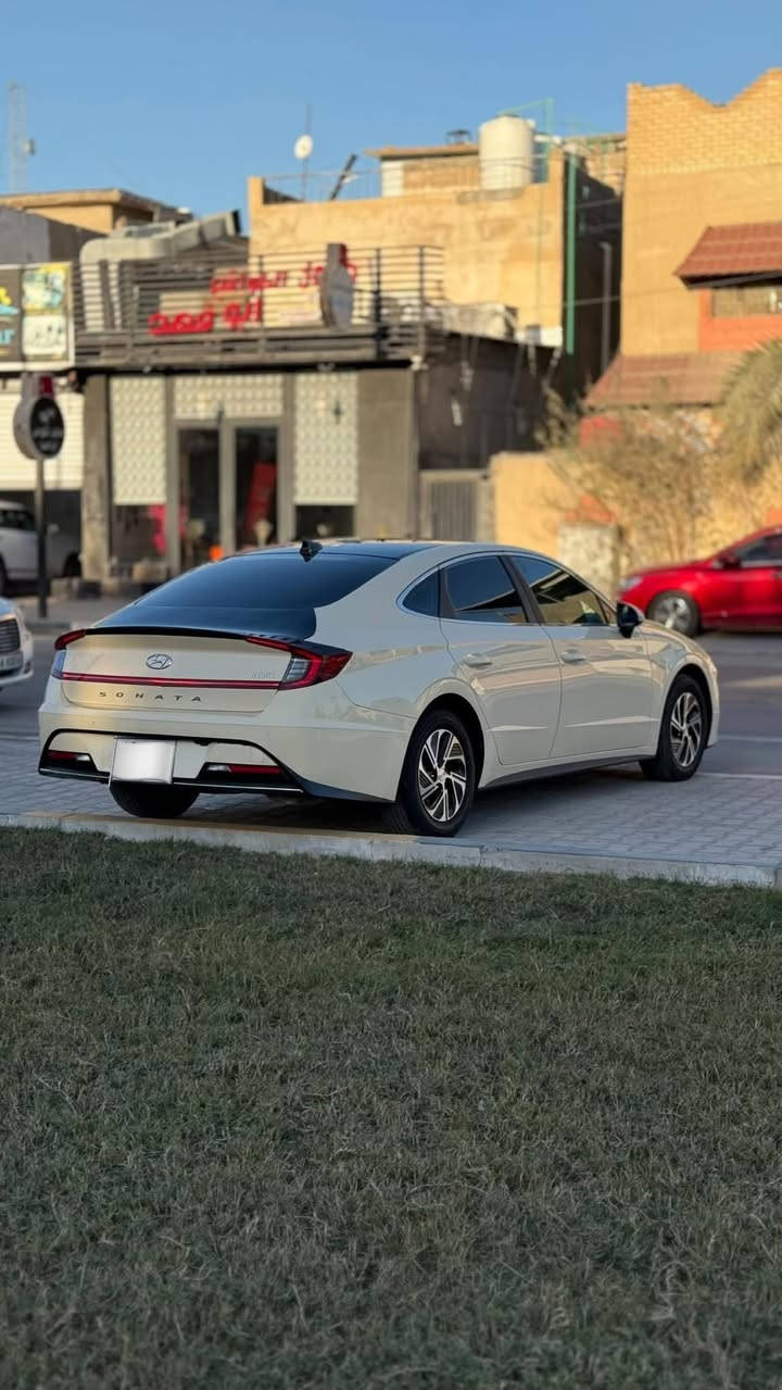 سلام عليكم      #للبيع_فقط
هيونداي سوناتا 

مديل 2023 اصل 

#كفالة_كص_وسرقة_وانتربول

#ادوات_متومة_ارقام_وسنوية

 ( مـوصـفـات )

تشغيل عن بعد 

بصمة ابواب

شاشة كاربلي 

بصمة تشغيل 

شفتات ستيرن

كير بصمة 

اشاير مري 

هايبرد من0___الى60

تبريد ثلج ❄️ 

حدادية 100%

كفالة مكينة. كير. بطاريات. ب كارتون سيارة 

#المكان_بصرة

#السعر اتصل وتدلل 

***********
