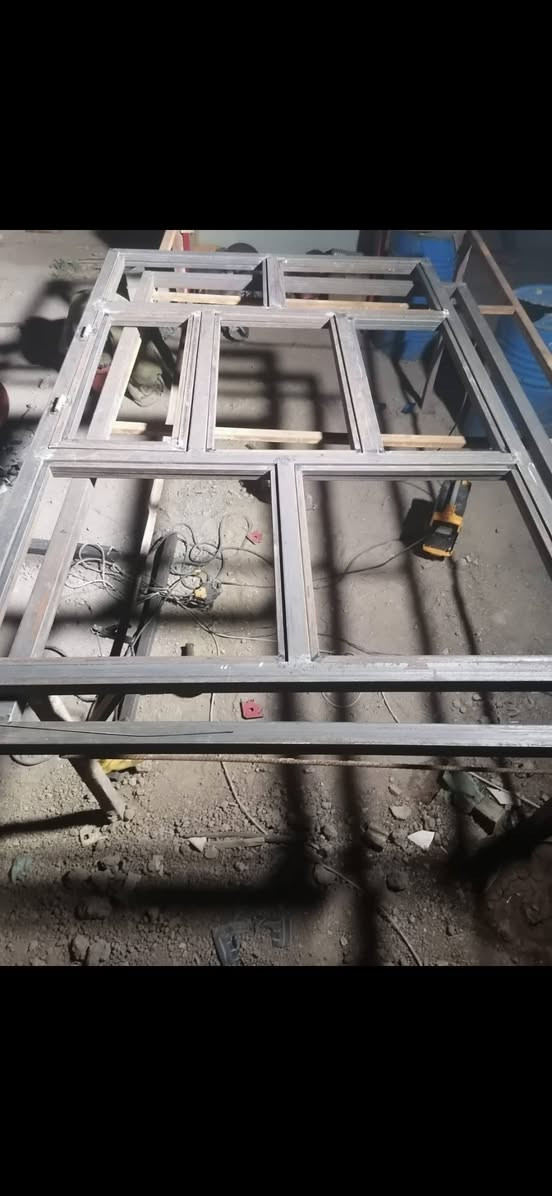 🔨 دار الحديد للأعمال الحديدية 🔨
تنفيذ جميع الأعمال الحديدية بأفضل الأسعار والجودة:

✅ أبواب خارجية وداخلية
✅ سياجات وشبكات BRC
✅ محميات طيور وأقفاص
✅ مظلات وسقائف
✅ أبواب سلايد
✅ أعمال اللحام والصيانة المنزلية

📏 كشف وقياس ⚡ سرعة بالتنفيذ 🛠️ شغل متين وأسعار مناسبة

للاستفسار 📞 ***********
