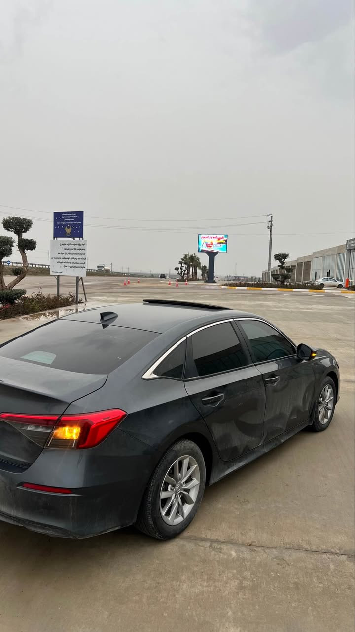 سياره هوندا سفيك موديل 2024
سياره  بس بولند سبوخه بيداخلي. 
قبات موسفات 
مكينه ٢٠ 
تنفس طبعي 
سياره خاوينه 
سعر تله فوني بكه 
رقم موبايل 
***********
واتساب و كوره ك أربيل, العراق
