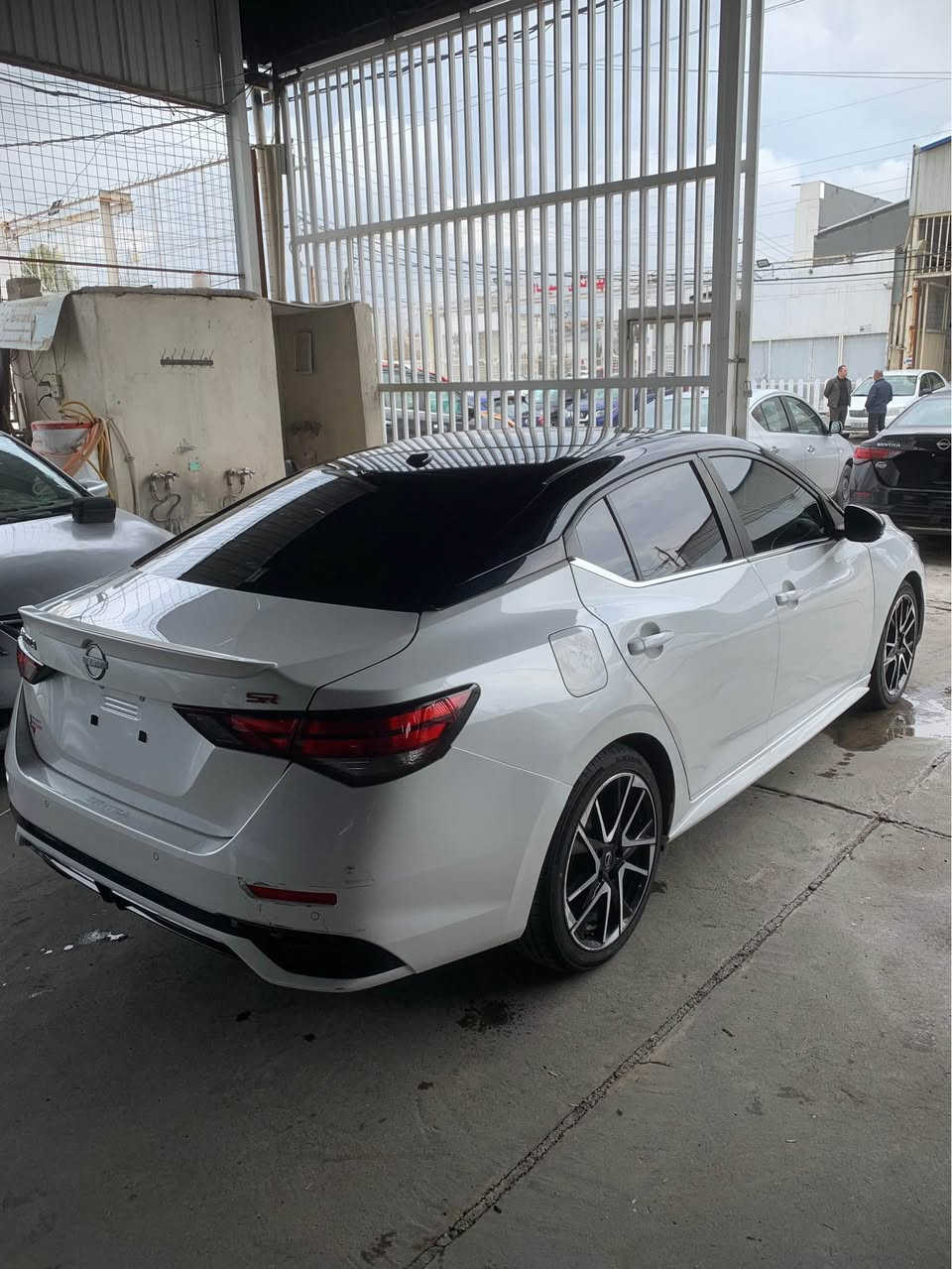 نيسان سينترا ٢٠٢٤ مواصفات SR سقف اسود بنصبط حادثها جاملغ سكن صبغ و شوية جاملغ صايق بدون دواخل ارباك ستيرن طاك و بردة راجع سيستم بلادي 
سعر ١٥٥ مجال رقم واتساب موجود
*********** أربيل, العراق
