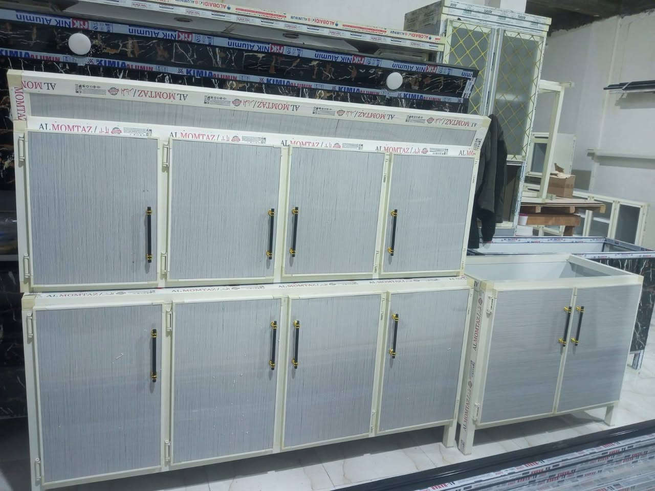 السلام عليكم البيع والشراء كاونترات مستخدم والجديد مكان ناصريه حي الفداء الشارع مدارس رقم الهاتف *********** يرهم مراوس مستخدم

