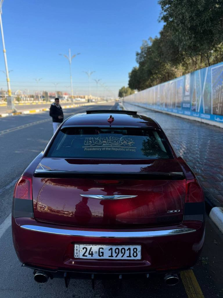 السلام عليكم للبيع مستعجل
اوباما موديل 2019 S فول مواصفات 1/1 🚀
 وارد امريكي  فورويل ملغي مسويها 2 ويل
حادث السياره صفحه السايق مبدل قبق جنطه والبيبا ثنين مبدل بلادي مال تفصيخ
وجاملغ امامي وخلفي وشبر من البنيد بي صبغ كلشي واضح بل سوانار وصور امريكا
شواصي لغود مكفولة 
سياره صارف عليه هاي ومزود عليه من حداديه عربانة كامله جديده تخم تايرات امامي جديد ماصدات امامي مبدله جديد مسويله عنايه وبوليش وحمام 
داخلي قبل سبوع بل مركز 
موصفات 
بصمه
تشغيل عن بعد 
بنراما 
محرك 3600 سته سلندر
تحكم ستيرت وكير شفتات ب ستيرن كشنات جلد 
كرباء 
تدفئه تبريد كشنات 
شاشه كبيره و کامره
ضايفلها كزوز تحكم ريمونت
وسبويلر رياضي وترتيبات ب650 دولار من احمد كاورسا معرف ب بغداد
وسياره بدون اي نقص كامله متذب عليها الف وبل عافيه عل يشتريها سعر السياره178وبي مجال حك لجية فقط
مكاني بغداد الحرية
*********** بغداد, العراق
