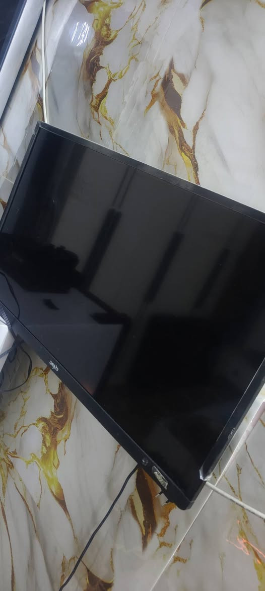 سلام عليكم بلازمه حجم 32 نوعيه ديكو الصلي بدون نت شغاله كامله سعرها 60 مكاني الشعب رقم *********** واتساب
