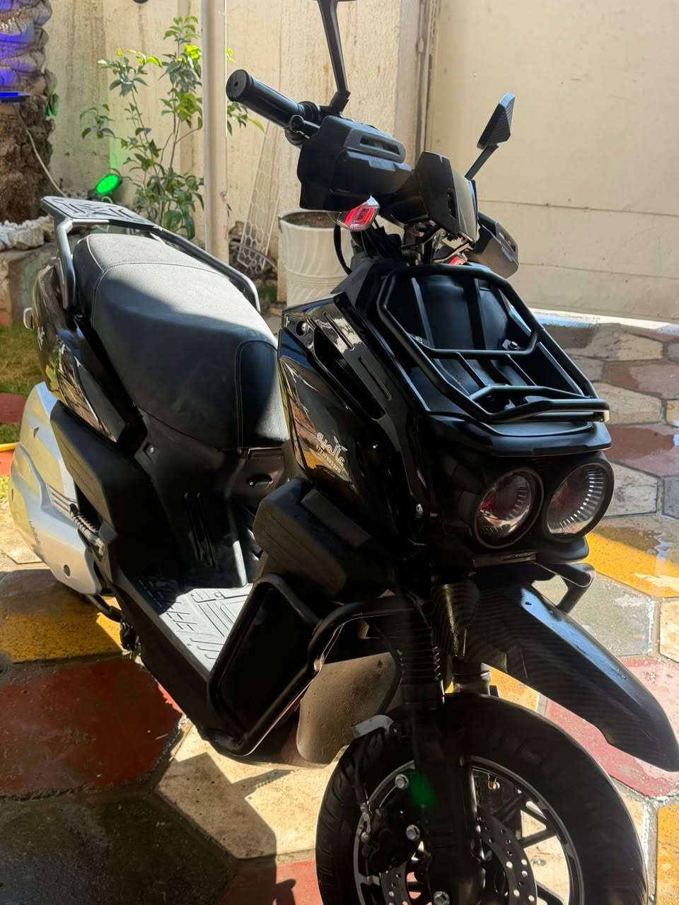 دراجه شحن اباچي 2025دراجه جدا نضيفه مصار شهر من شتريتها ٦ بطاريات مسطره   السعر ١٠٠٠ مليون دينار عراقي مكانها بغداد العامريه رقم الموبايل ***********
