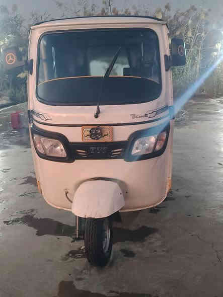 تكتك كفاله عامه تخم تاير كهربائيات جاهزه اوراق واسط
مديل 22 السعر ٧مليون وبيه مجال
وي استفسار الاتصال
***********
