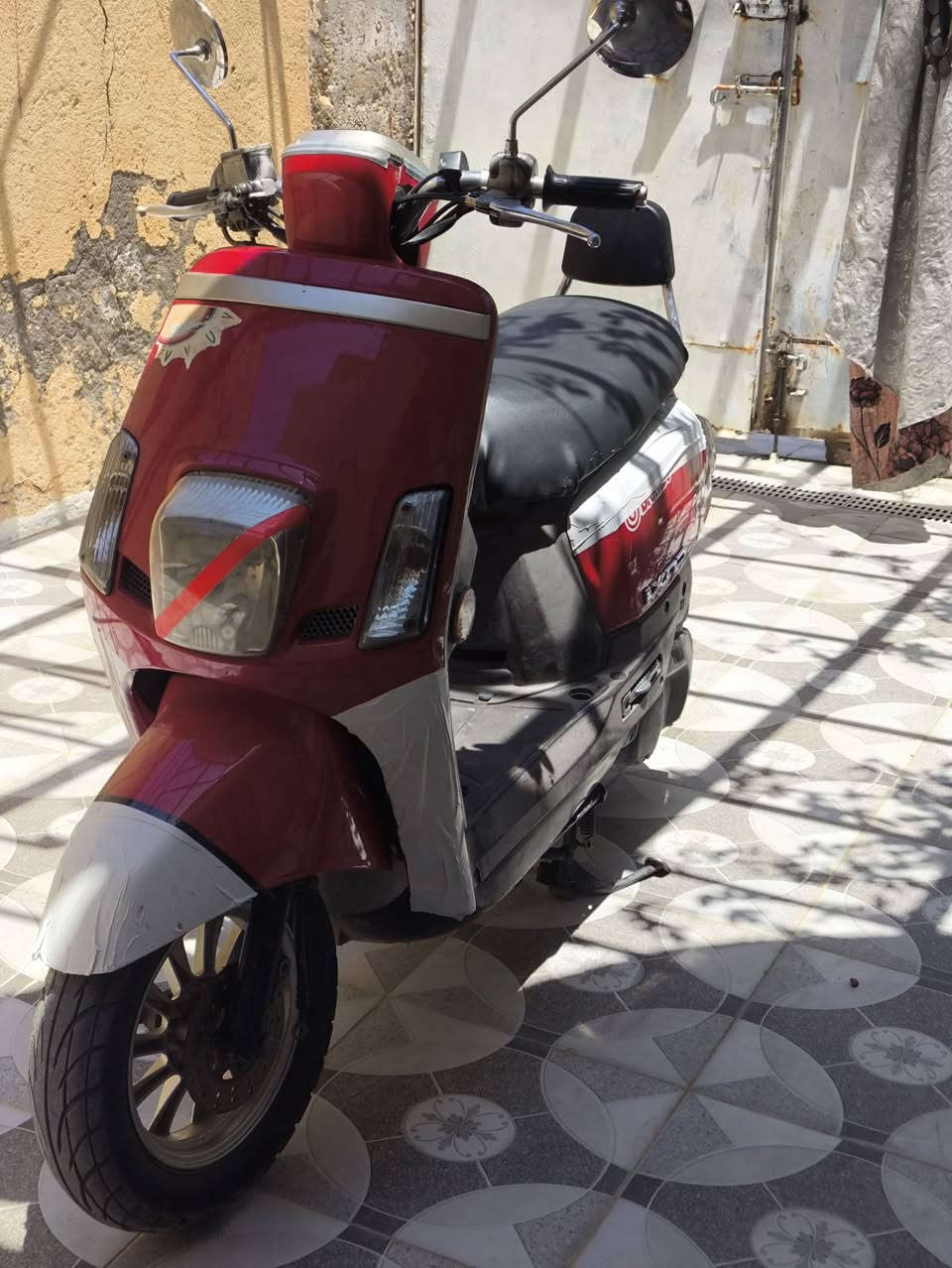 بوليس مسطره لون طماطي مميز خير من الله الدراجه كربلاء طويريج ***********
