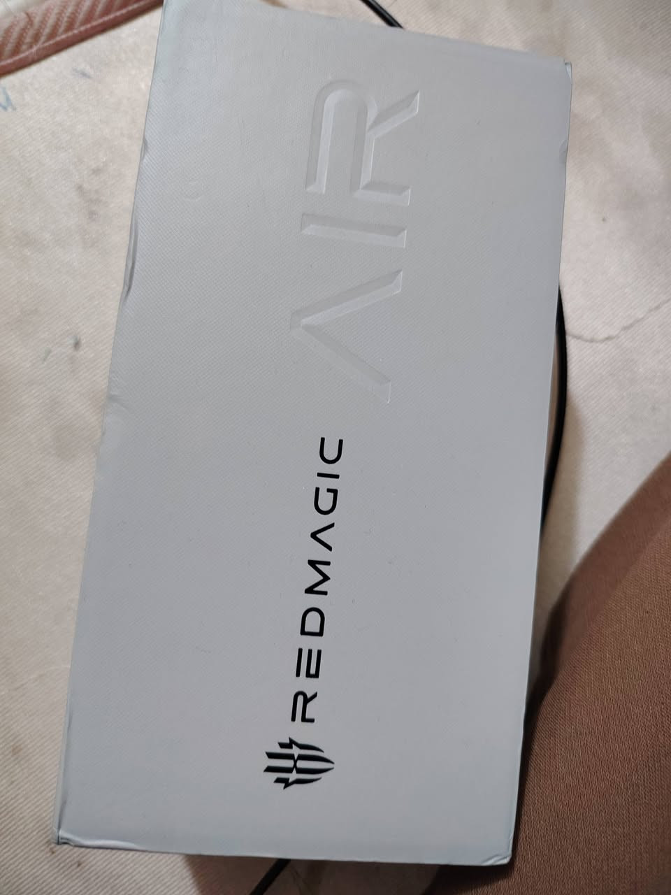 للبيع ريد ماجك 10 Air
الجهاز مستخدم اسبوعين
نضافة جدا عالية
الجهاز عملاق بلالعاب والشفتات
الذاكرة 256 رام ١٢+١٢
كامل ملحقات كارتونة وحافضة فقط بدون شاحنة ركز
السعر ٤٩٠ الف قفل
العنوان بغداد الشعب شارع الصحة
شراي اتصل ***********
