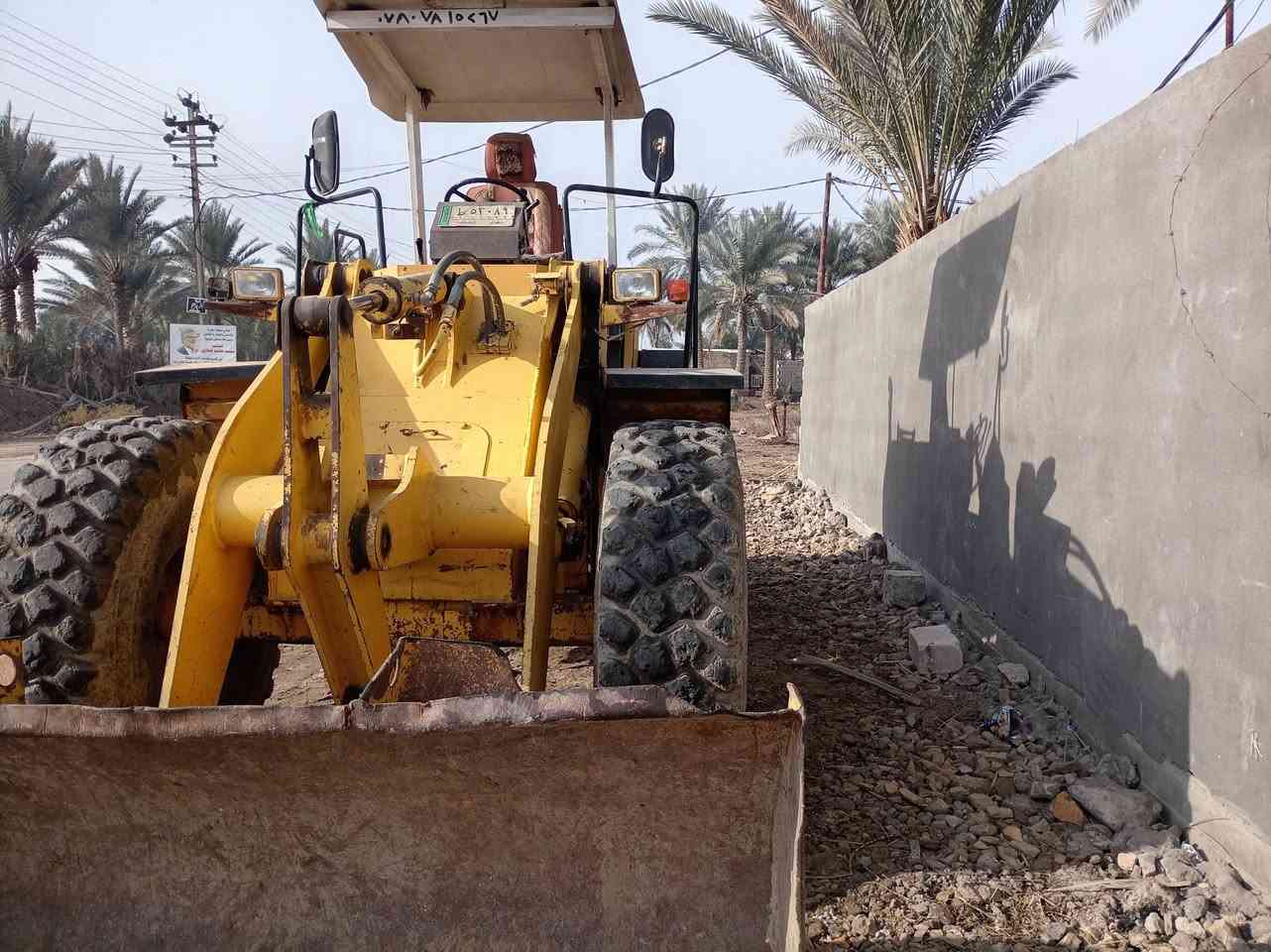 سلام عليكم لبيع شفل كوماتسودبليو ١٠٠ كير مكينه خير من الله سنويه ٢٠٣٠ تحويل رقم انكليزي بس ع استلام رقم *********** السعر١٧٥ وبيه مجال
