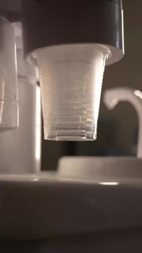 عيادة أسنان • تعقيم مستمر • العزيزية شارع الخليج