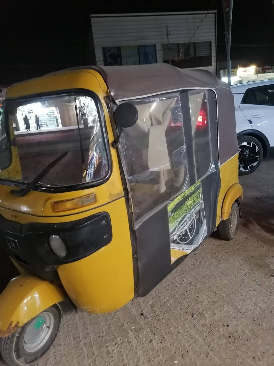 سلام عليكم تكتك للبيع موديل 16 سعر تلاثه وبيهه مجال *********** عزيزيه واسط وراق وراق
