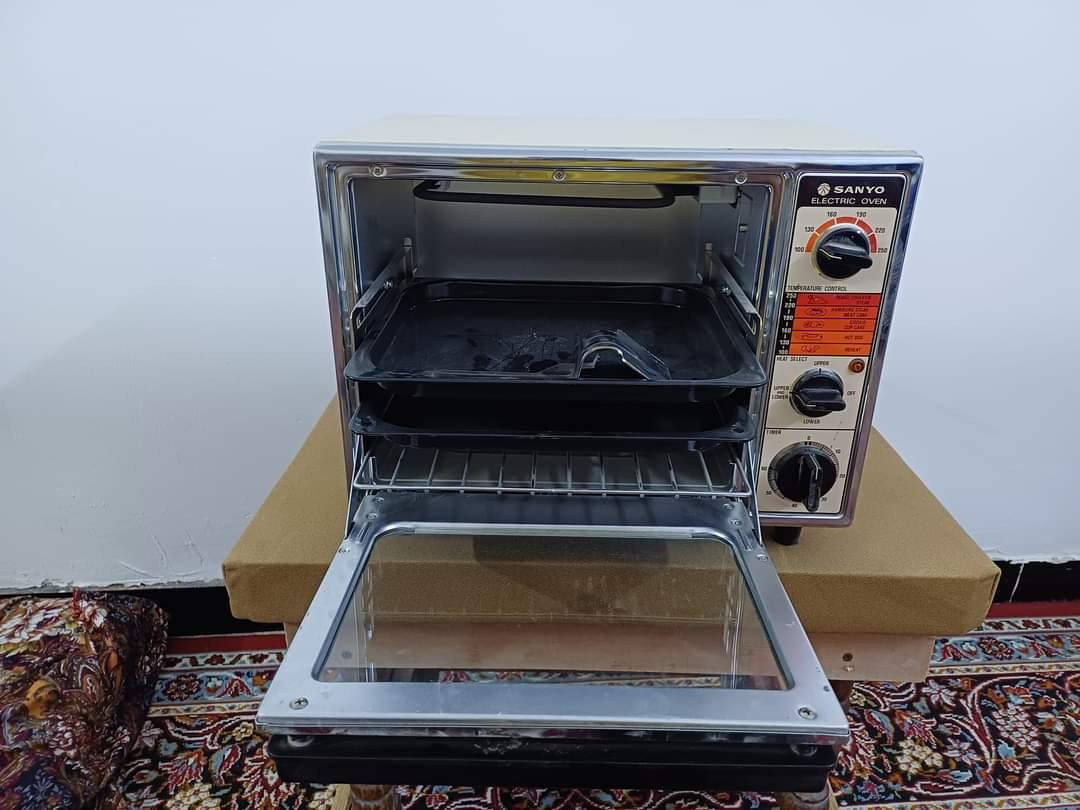 اوڤن سانيو لون أبيض جديد لوك غير مستخدم نهائي


**إذا كنت صاحب هذا الإعلان وتريد حذفه لأي سبب، رجاءا أرسل رسالة إلى الدعم الفني**