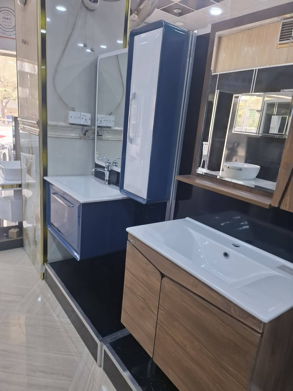 سلام عليكم حيدر تاسيسات الصحيه ماء ومجاري كربلاء المقدسه *********** )(مجمع الصحيات معرض نعيم الوالي  قرب باب بغداد
