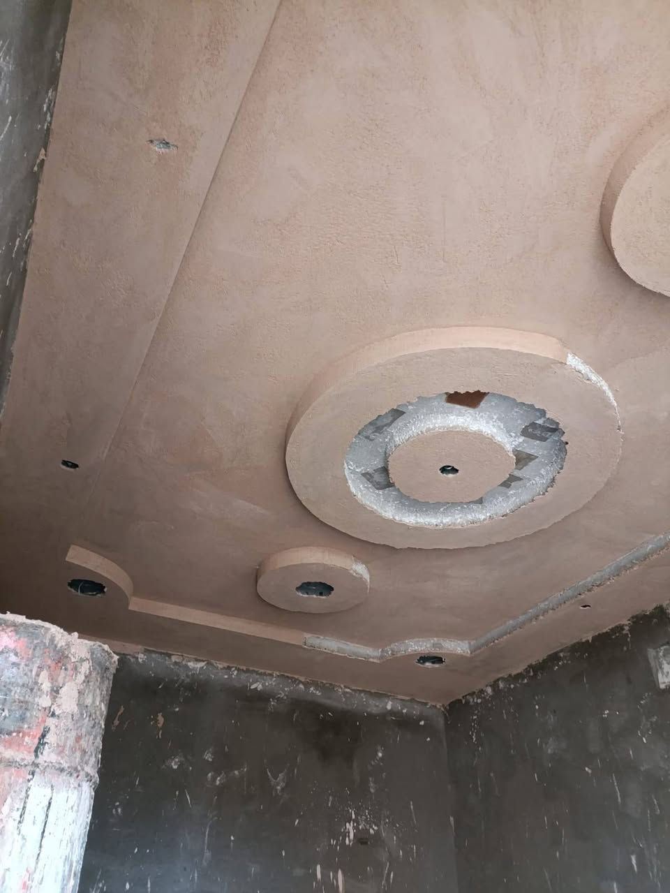 خلفه لبخ جراره سقل جص نثر كبس مخمر لبخ واجهات تشميع جوانب طلس ماده ***********
