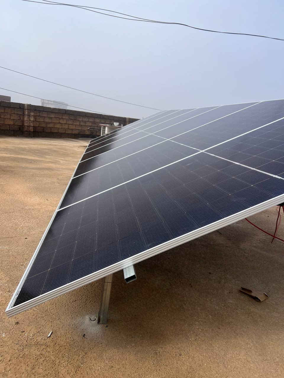 الموقع: الشرقاط
منظومة منزلية
حجم المنظومة =15 نهاري&15 ليلي
مكونات المنظومة -=
🔸 بطارية ليثيوم 15 كيلو شركةLvTopsun
                    ضمان خمس سنوات 
🔸 7 لوح شمسي  بقدرة 620 واط شركة بور سوليد
                    ضمان عشر سنوات 
🔸 انڤيرتر  شركة Growattحجم 6كيلو      ضمان سنه واحده 
السعر ثلاث مليون ونصف 3500000
مع الربط والتنصيب وملحقاتها كاملة باجود انواع الحديد المغلون المضاد للماء والرطوبة وسراكت وجوزات ووايرات نحاس اردنية اصلية 

للحجز والاستفسار الاتصال بنا: ‏‪***********‬‏
او زيارة موقع الشركة في: الشرقاط - اسديرة عليا
