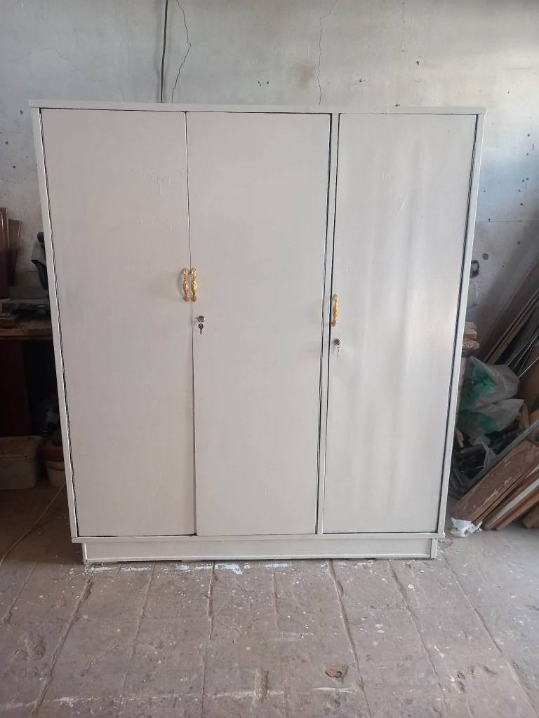 كنتور ٣ باب ابيض مستعمل السعر ١٩٠ وبي مجال بغداد, العراق


**إذا كنت صاحب هذا الإعلان وتريد حذفه لأي سبب، رجاءا أرسل رسالة إلى الدعم الفني**